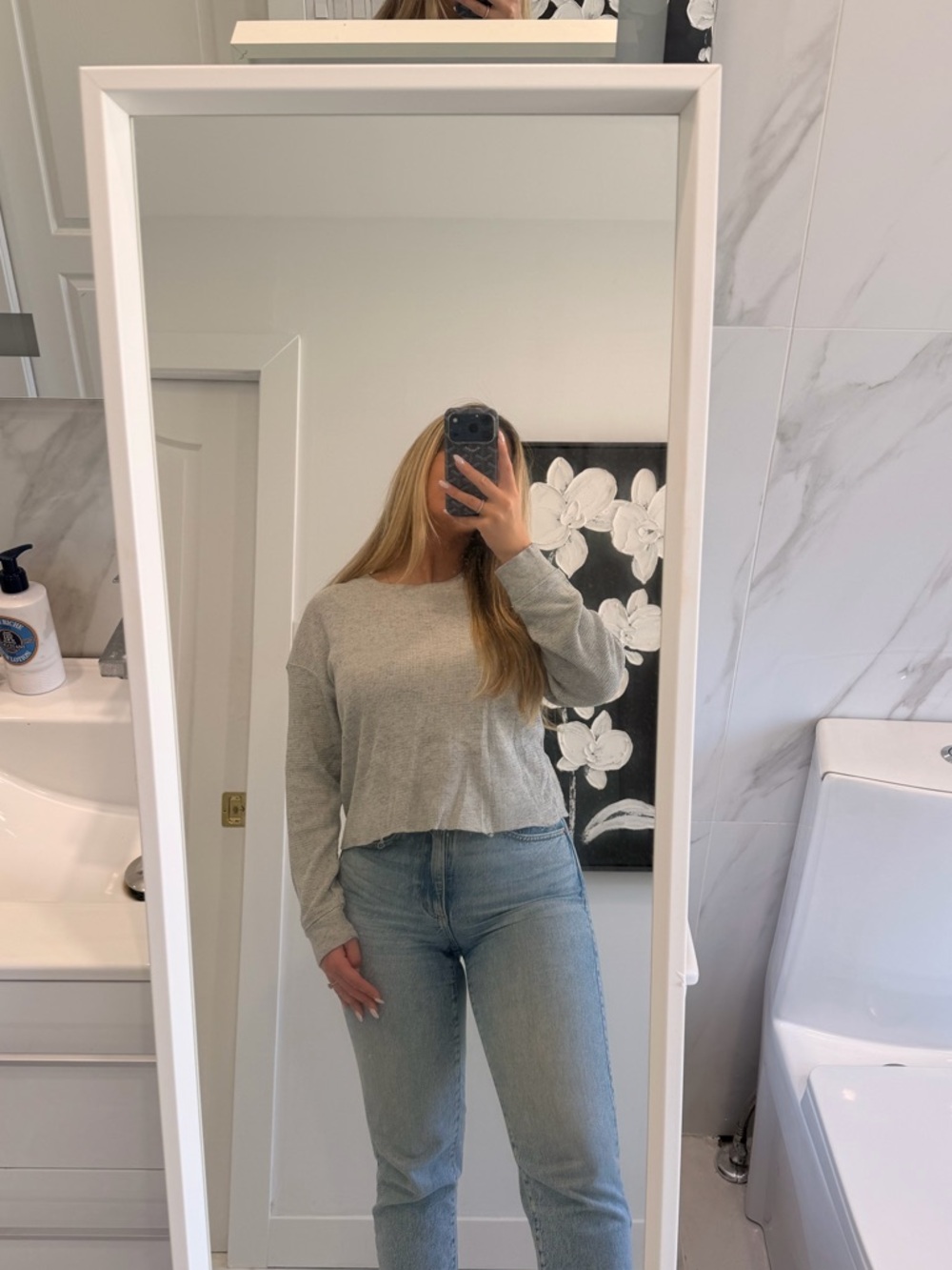 La SENZA Light Gray Long Sleeve Cropped Tee